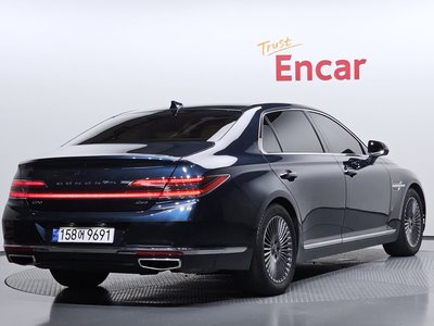 2021 Genesis G90 — фото 4