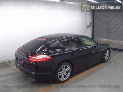 PORSCHE PANAMERA - 5