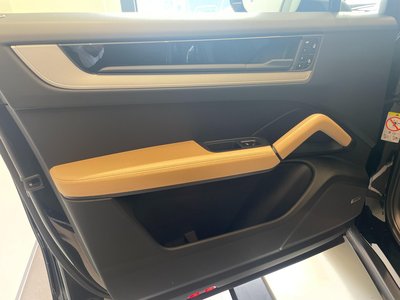 صورة مصغرة 39 لـ 2024 Porsche CAYENNE