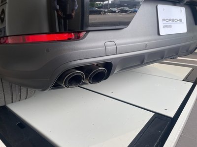 صورة 9 لـ 2024 Porsche CAYENNE