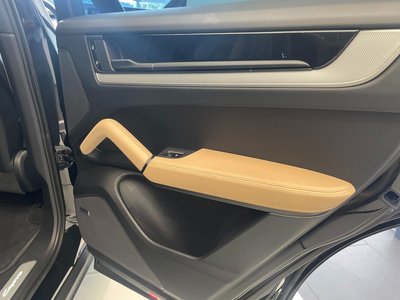 صورة مصغرة 34 لـ 2024 Porsche CAYENNE