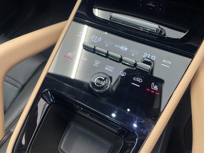 صورة مصغرة 56 لـ 2024 Porsche CAYENNE