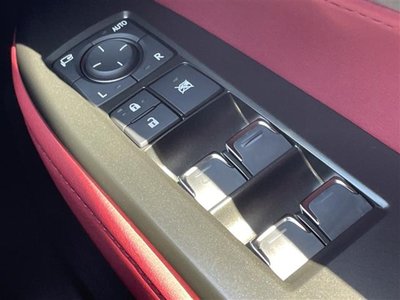 صورة مصغرة 16 لـ 2023 Lexus NX
