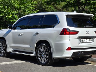 LEXUS LX - 4
