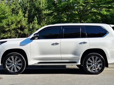 LEXUS LX - 6