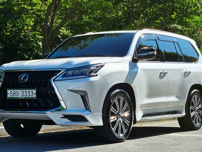 LEXUS LX - 1