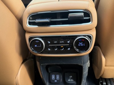 2023 Genesis GV80 — миниатюра 12