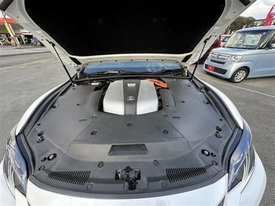صورة مصغرة 101 لـ 2018 Lexus LS