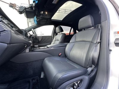 صورة مصغرة 57 لـ 2018 Lexus LS