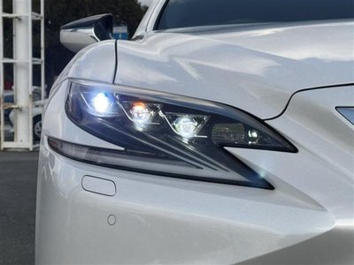 صورة مصغرة 87 لـ 2018 Lexus LS