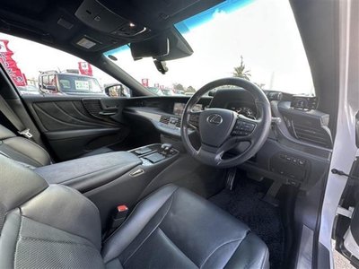 صورة مصغرة 56 لـ 2018 Lexus LS