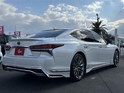 صورة مصغرة 22 لـ 2018 Lexus LS