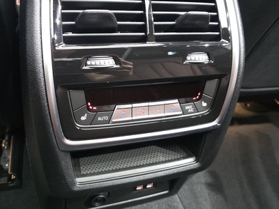 صورة مصغرة 19 لـ 2025 BMW X5