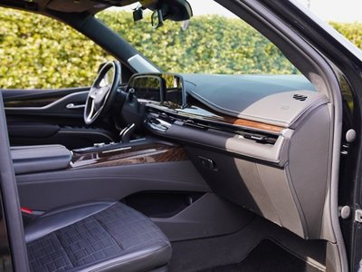 CADILLAC ESCALADE - 10