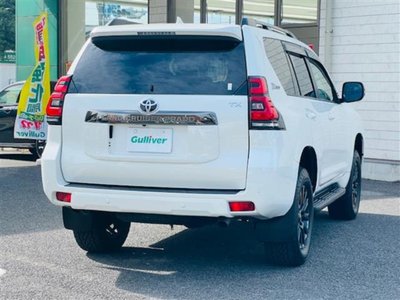 TOYOTA LAND CRUISER PRADO - 9
