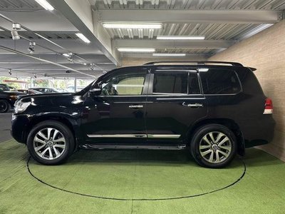 صورة مصغرة 17 لـ 2018 Toyota LAND CRUISER 200