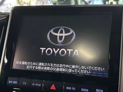 صورة مصغرة 21 لـ 2018 Toyota LAND CRUISER 200