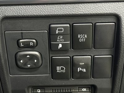 صورة مصغرة 43 لـ 2018 Toyota LAND CRUISER 200