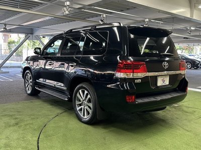 صورة مصغرة 60 لـ 2018 Toyota LAND CRUISER 200