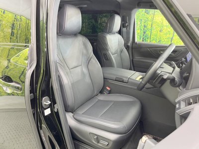 صورة 8 لـ 2024 Toyota VELLFIRE