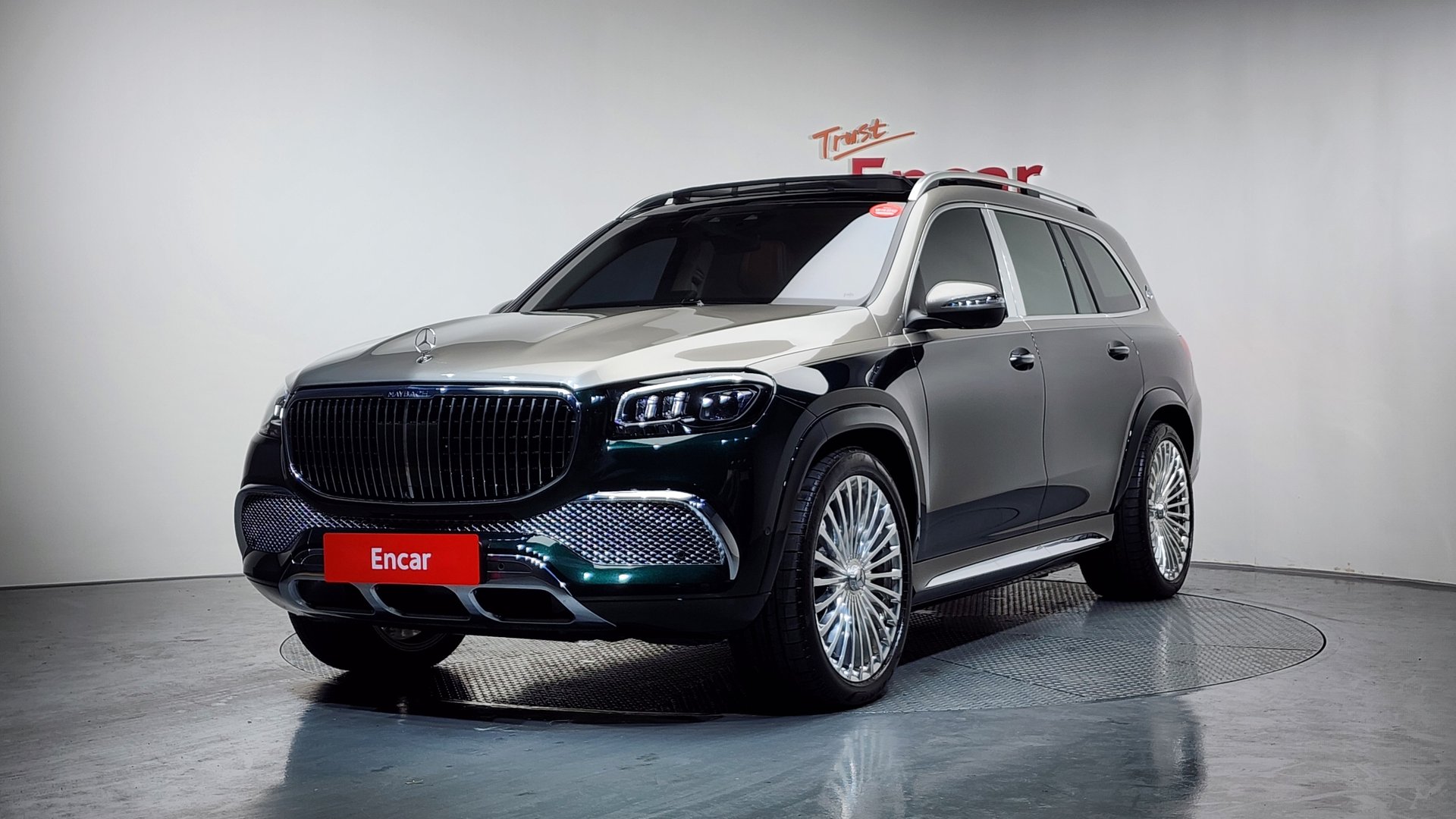 MERCEDES-BENZ GLS - View 1