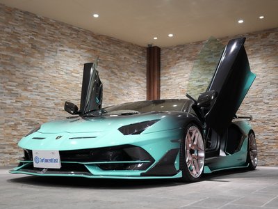 LAMBORGHINI AVENTADOR - 3