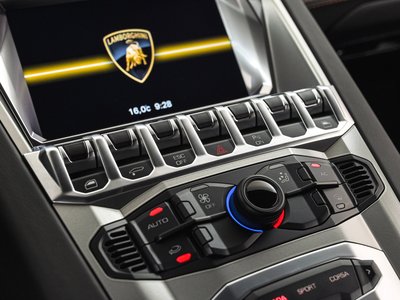 صورة مصغرة 22 لـ 2013 Lamborghini AVENTADOR