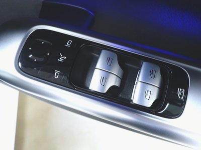 2022 MERCEDES-BENZ C-CLASS thumbnail 20