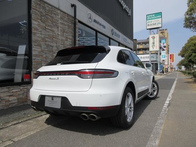 PORSCHE MACAN - 2