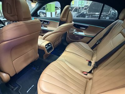 MERCEDES-BENZ E-CLASS - 9