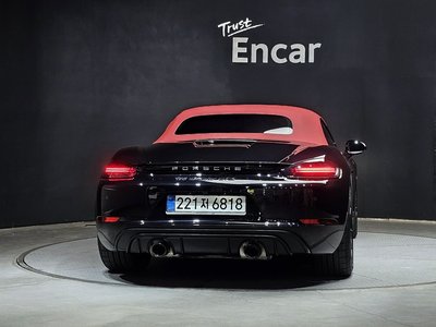PORSCHE 718 - 4