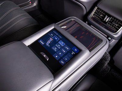 صورة 9 لـ 2017 Lexus LS