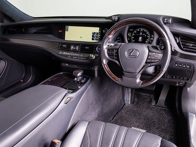 2017 Lexus LS 缩略图 39