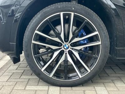 2025 BMW X6 照片 9