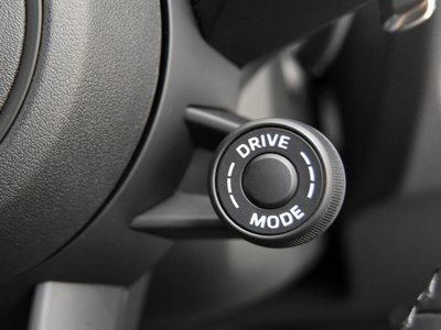 2023 Porsche MACAN thumbnail 21