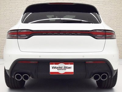 2023 Porsche MACAN photo 4