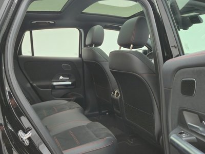 MERCEDES-BENZ EQA - 10