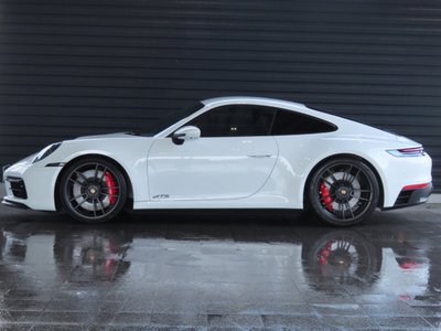 PORSCHE 911 - 4