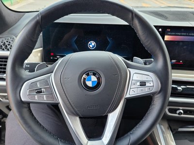 صورة 7 لـ 2023 BMW X7