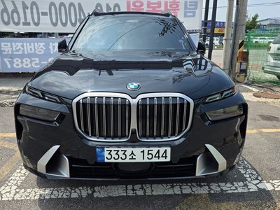 صورة 1 لـ 2023 BMW X7