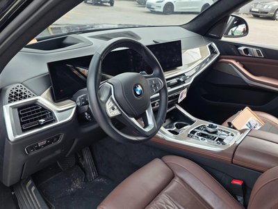 صورة 4 لـ 2023 BMW X7