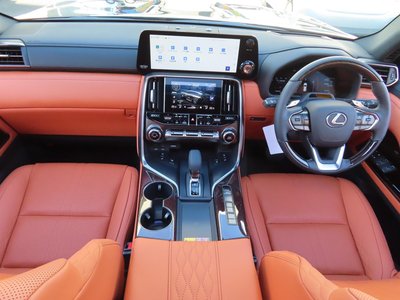 2026 Lexus LX 缩略图 3