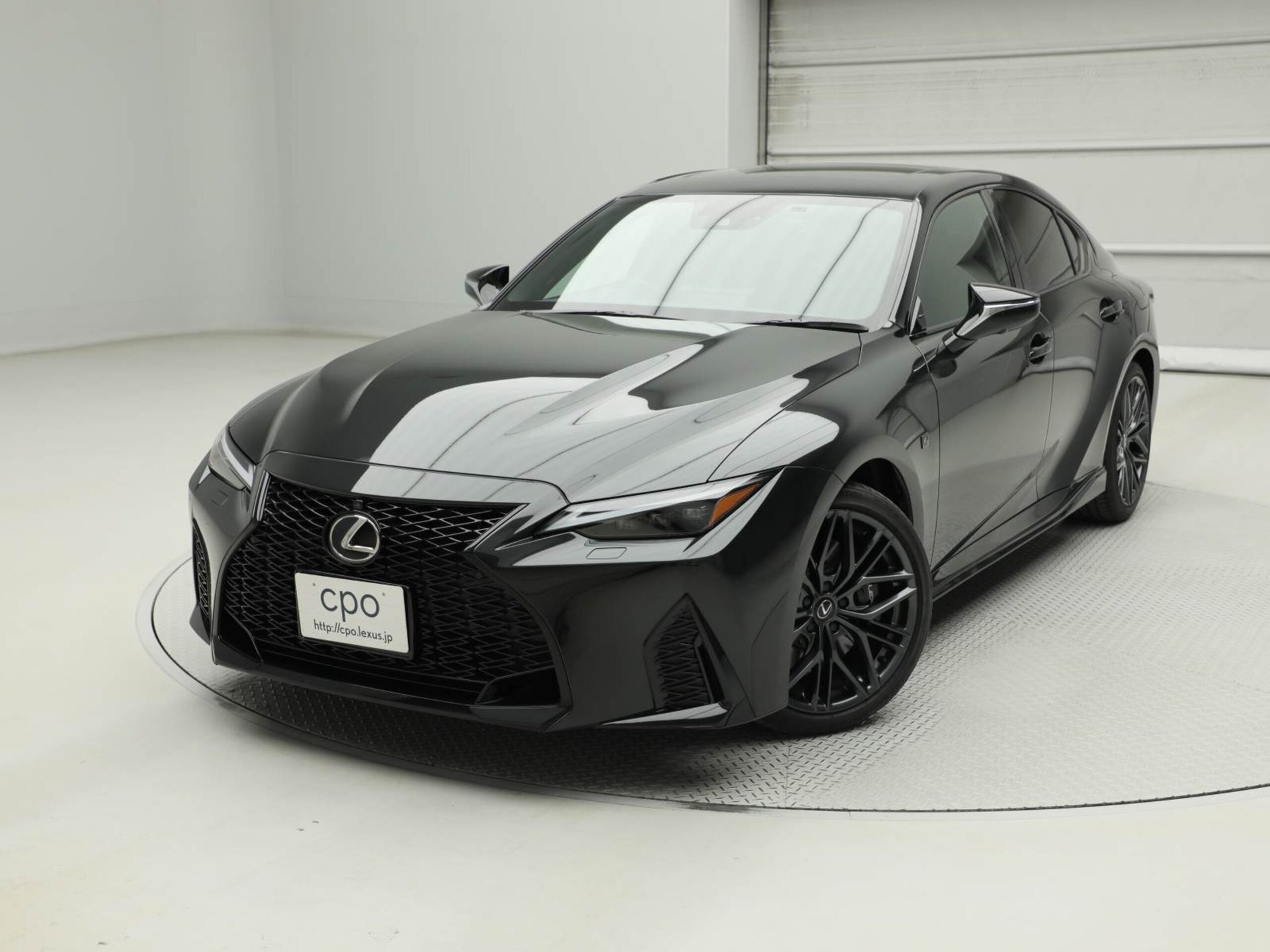 LEXUS IS - View 1