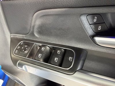 2025 Mercedes-BENZ GLB 缩略图 17
