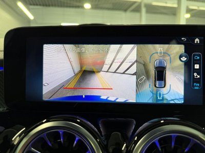 2025 Mercedes-BENZ GLB 缩略图 24