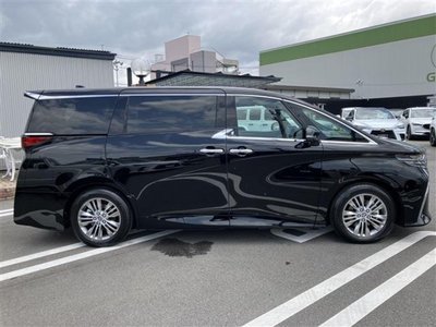 TOYOTA ALPHARD - 4