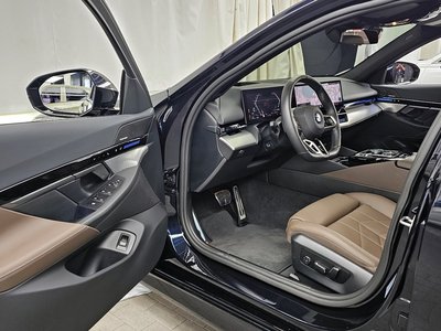 BMW 5 SERIES - 10