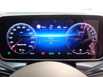 صورة مصغرة 39 لـ 2025 Mercedes-BENZ GLC AMG