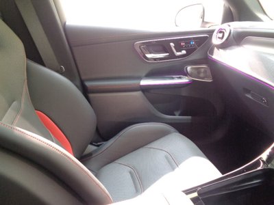 صورة مصغرة 42 لـ 2025 Mercedes-BENZ GLC AMG