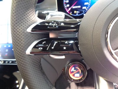 صورة مصغرة 38 لـ 2025 Mercedes-BENZ GLC AMG